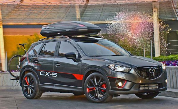 В Мировой сети появились фото обновленного кроссовера Mazda CX-5