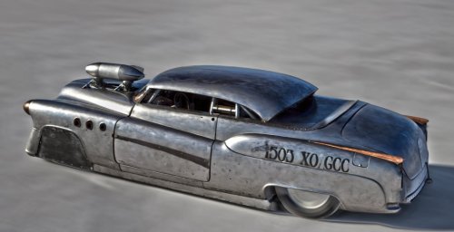 На продажу выставлен гоночный автомобиль Buick Super Riviera «Bombshell Betty» 