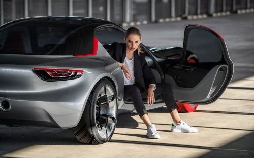 Компания Opel показала будущий GT Concept