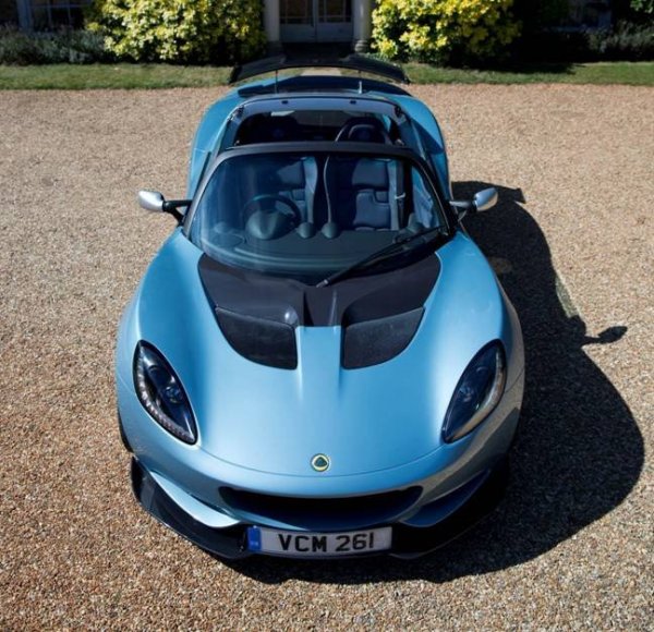 Lotus Elise 250 Special Edition теперь весит меньше