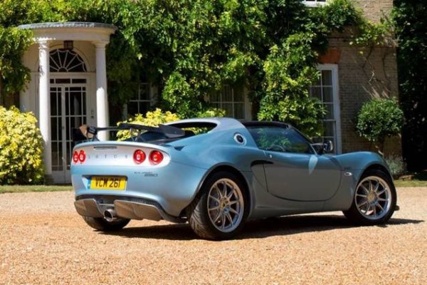 Lotus Elise 250 Special Edition теперь весит меньше