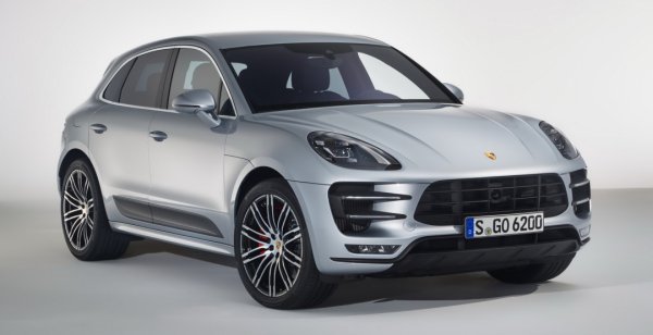 Мощность кроссовера Porsche Macan Turbo увеличилась до 440 «лошадок»