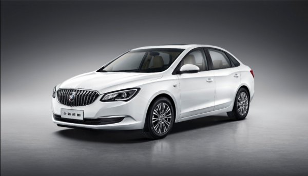 500-тысячный седан Buick Excelle GT сошел с конвейера