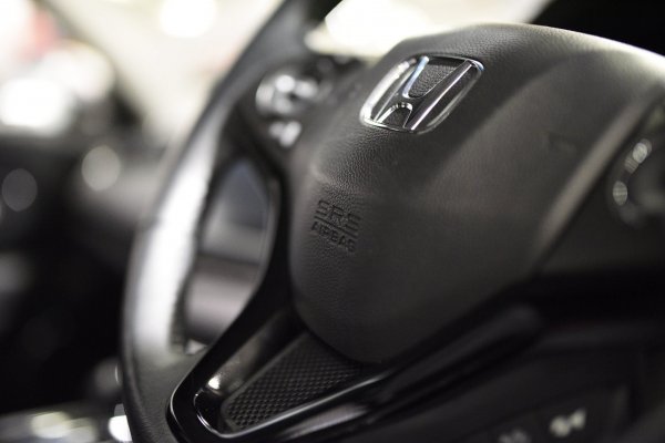 Honda отзывает в Японии 668 тысяч авто с подушками Takata