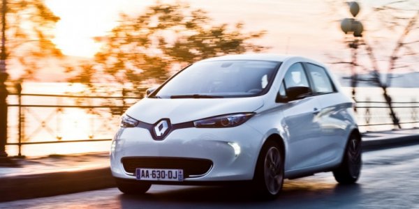 Renault рассекретил электрокар Zoe