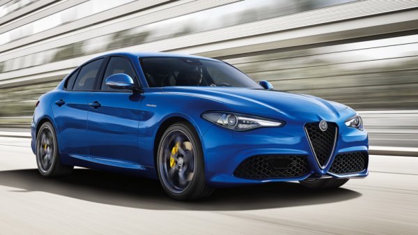 Alfa Romeo показал Giulia Veloce