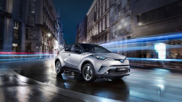 Toyota отправляет на авторынок Испании C-HR