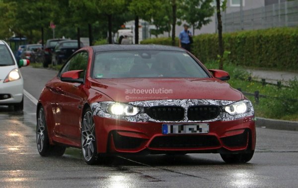 Стандартная версия BMW M4 LCI CS Special Edition 2018 сфотографирована на тестах