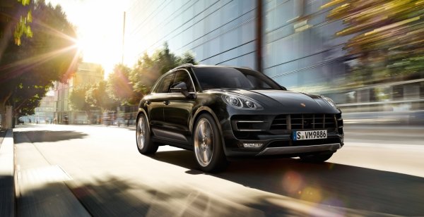 Представлена новая модель Porsche Macan Turbo Performance