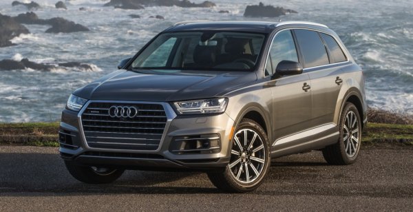 Audi анонсировала стоимость Q7 2017 модельного года