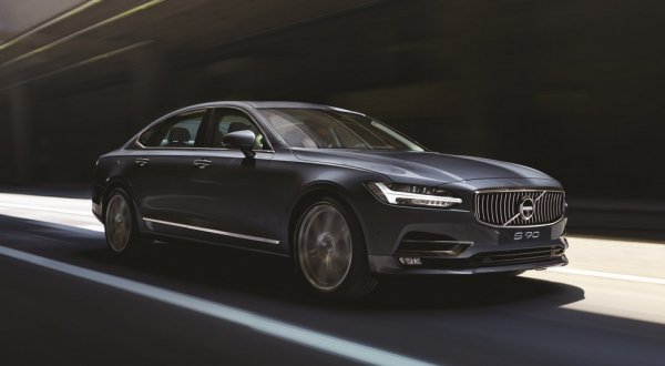 Volvo показала самые роскошные версии S90