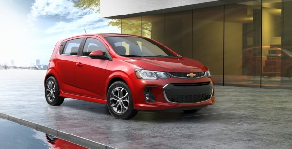 Новый Chevrolet Chevy Sonic 2017 показал свои сильные стороны