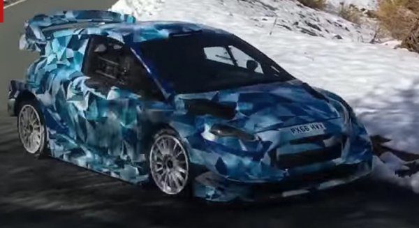 Ford Fiesta WRC 2017 сфотографирован в Альпах