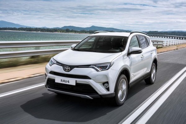 Российские продажи Toyota в октябре выросли на 16%