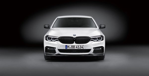 BMW 5-Series оснастили спортивными аксессуарами M Performance