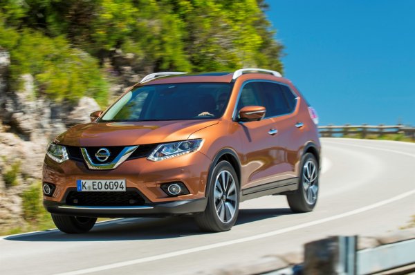 Nissan выпустит новую версию внедорожника X-Trail