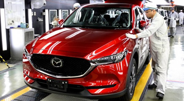 Стартовало серийное производство нового поколения Mazda CX-5