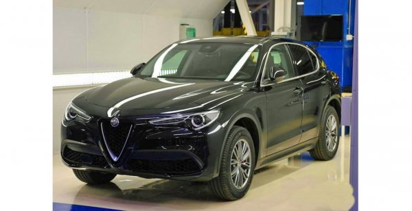 Alfa Romeo показал на снимках внедорожник Stelvio