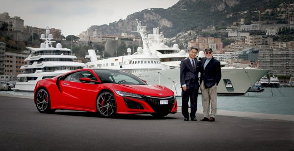 Первый экземпляр европейской NSX достался экс-менеджеру Honda