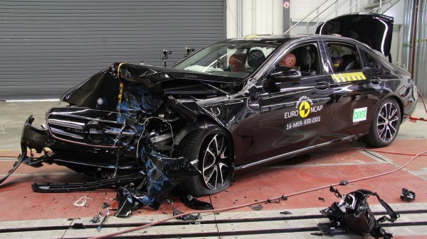 Названы самые безопасные новинки по версии Euro NCAP