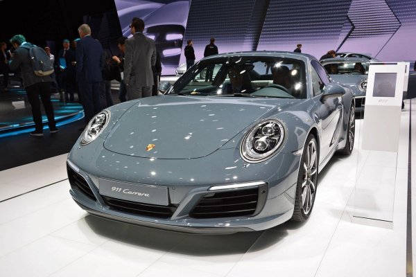 Новое поколение Porsche 911 оснастят гибридной силовой установкой