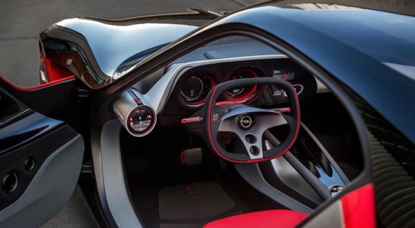Opel в 2017 году может возродить легендарное купе GT