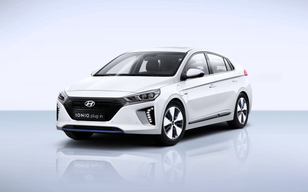 Hyundai интегрировал голосовое управление Blue Link в продукцию