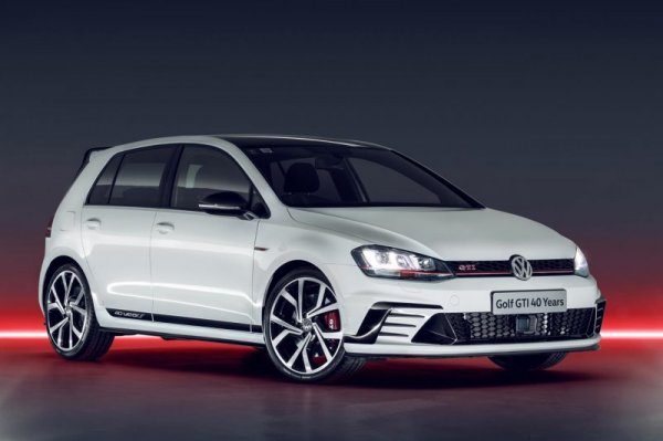 Volkswagen Golf GTI 2020 года получит гибридный двигатель