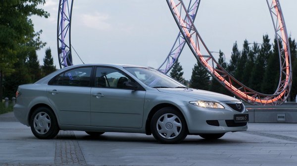 Компания Mazda отзывает в России девять автомобилей