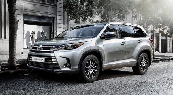 Обновленный Toyota Highlander дебютировал на рынке России