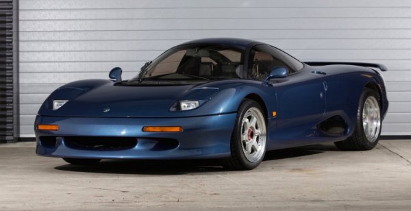 Редчайший Jaguar XJR-15 оценили в 500 тысяч долларов