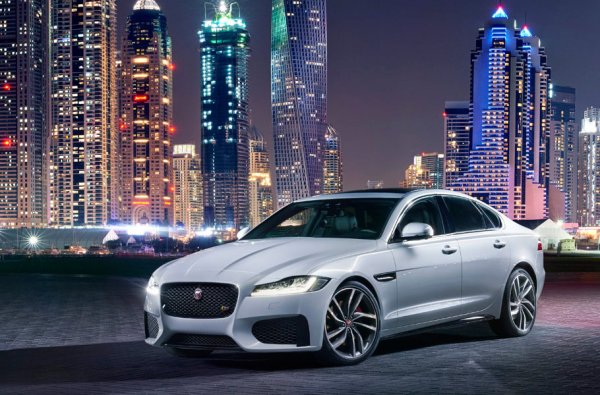 Jaguar отзывает более 1,6 тысячи седанов XF в России