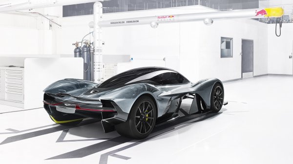 Гиперкар Aston Martin и Red Bull обзавелся уникальным двигателем V12