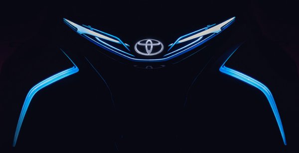 Концептуальный электрокар Toyota i-Tril Concept дебютирует в Женеве