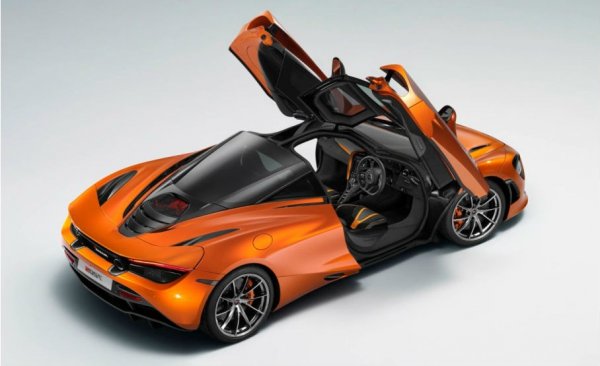 В сети появилось изображение нового купе McLaren 720S