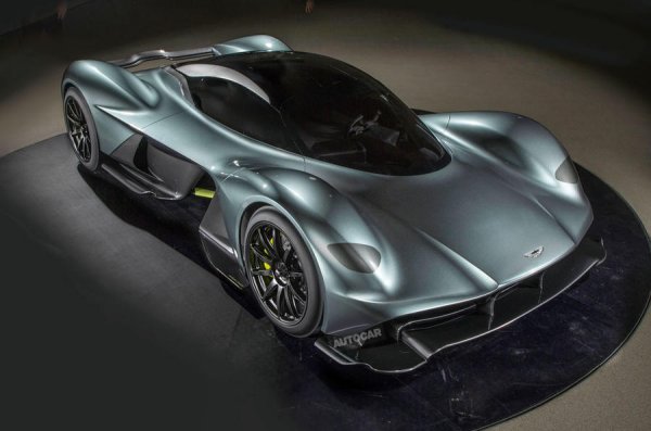 Среднемоторный суперкар от Aston Martin дебютирует в 2021 году