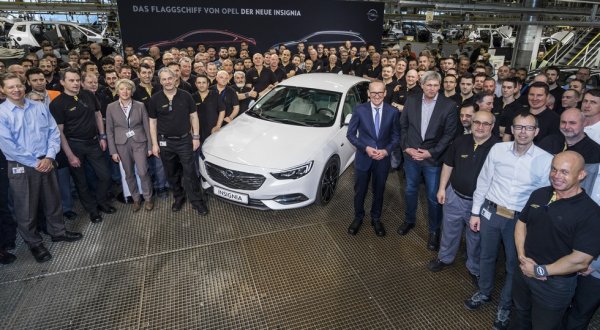 В Германии стартовало производство нового Opel Insignia