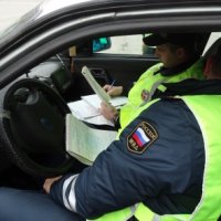 В Крыму расследуют дело о хищении 30 000 рублей сотрудником ГИБДД