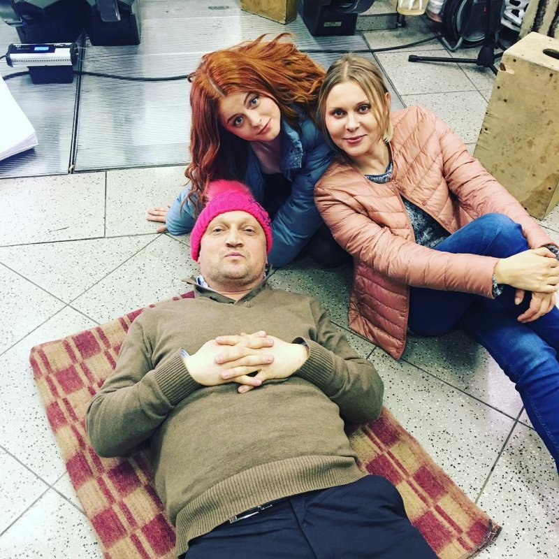 Куценко, Суркова, Троянова на съемках сериала «Ольга». Источник фото: Instagram @troyanovayana
