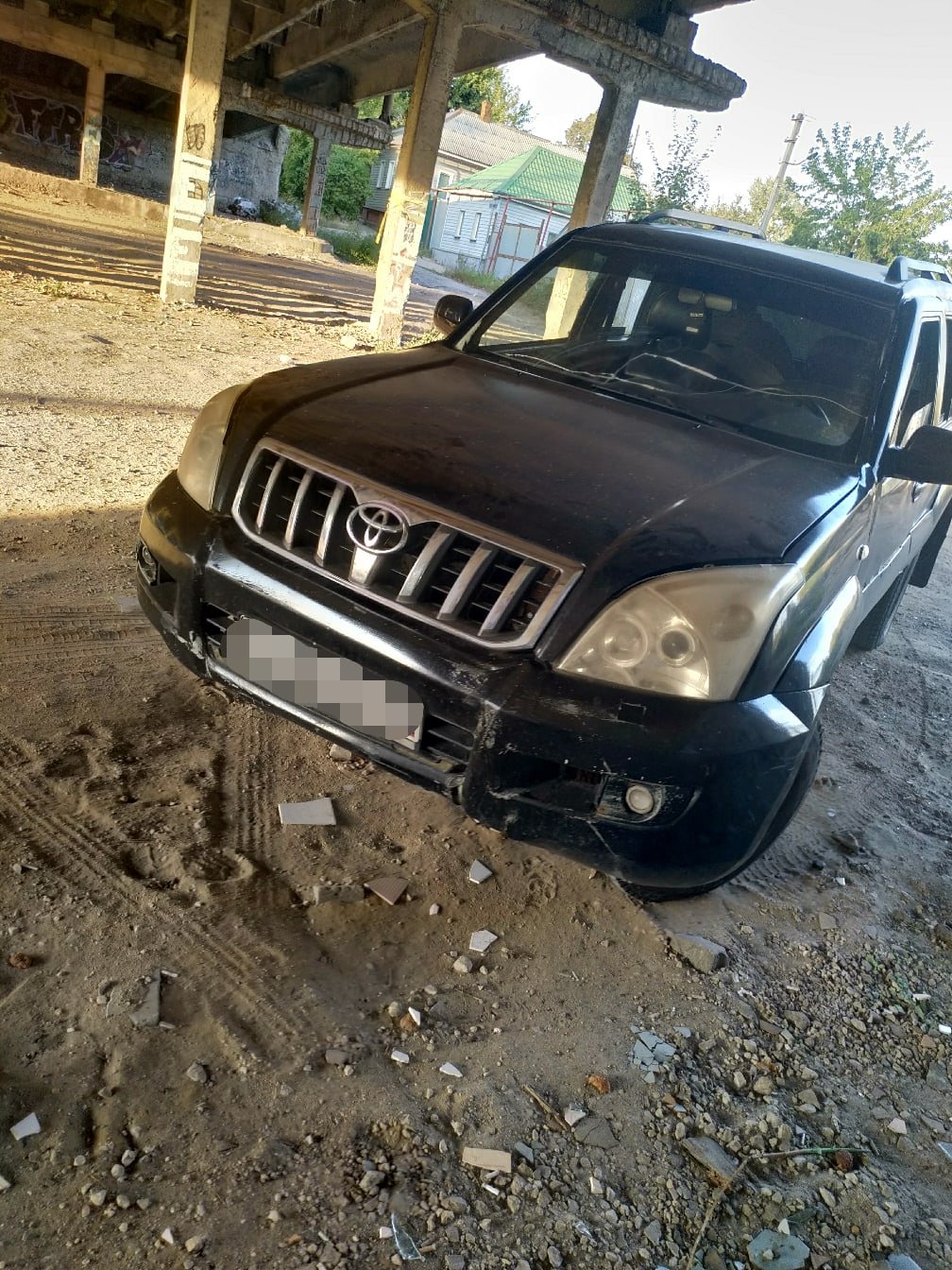 Китайскую копию Land Cruiser Prado за 89 тыс. рублей продают в Туле