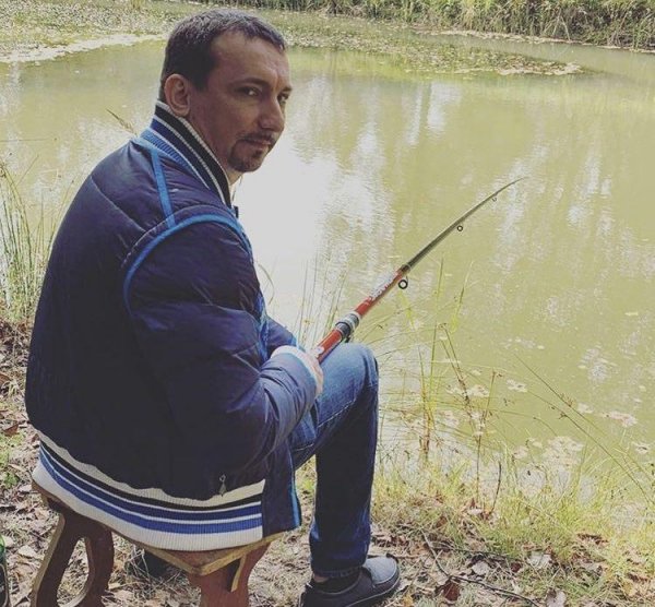 Сергеич на рыбалке // Фото профиля: instagram @sergeichcomedy