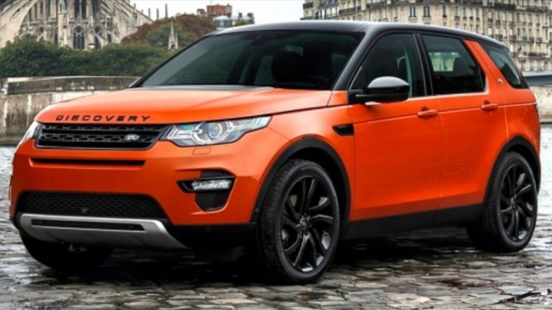 Range Rover Галустян купил третьим. Фото: Land Rover